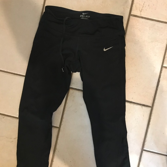 🎉HP🎉Nike Dri Fit Running Leggings Cropped XS - Picture 4 of 4